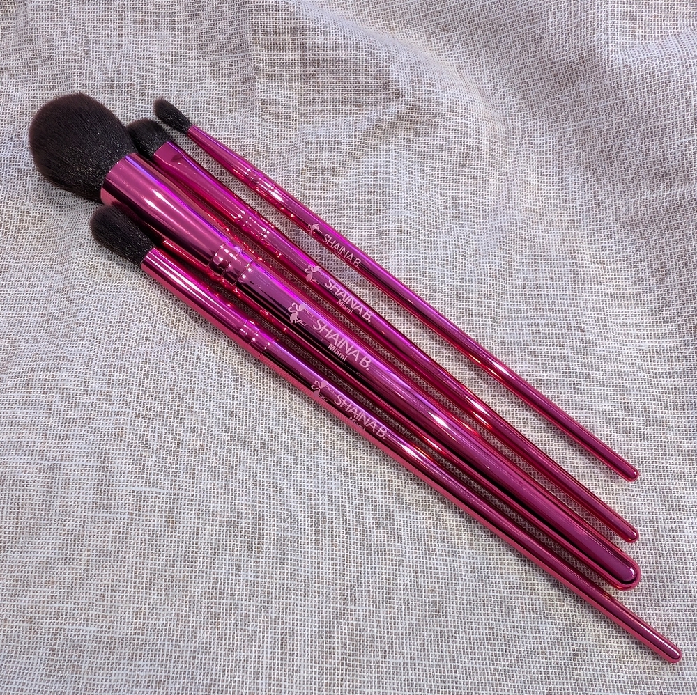 Shaina B Brush Set